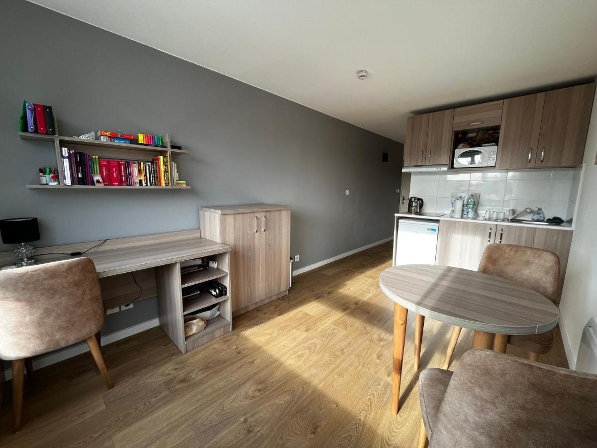 Kosy Appart'Hotels - La Maison Des Chercheurs วองโดวัวร์-เลส์-นองซี ภายนอก รูปภาพ