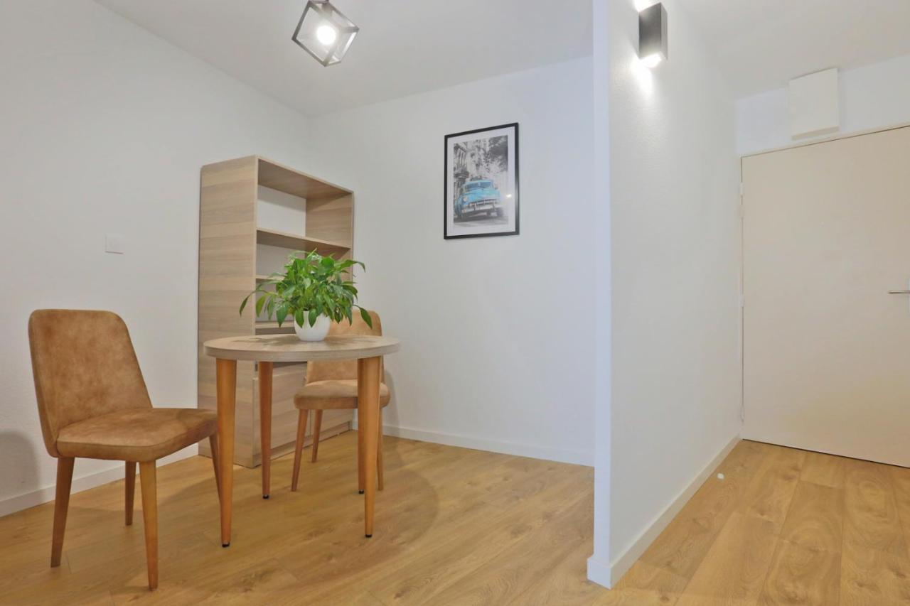 Kosy Appart'Hotels - La Maison Des Chercheurs วองโดวัวร์-เลส์-นองซี ภายนอก รูปภาพ