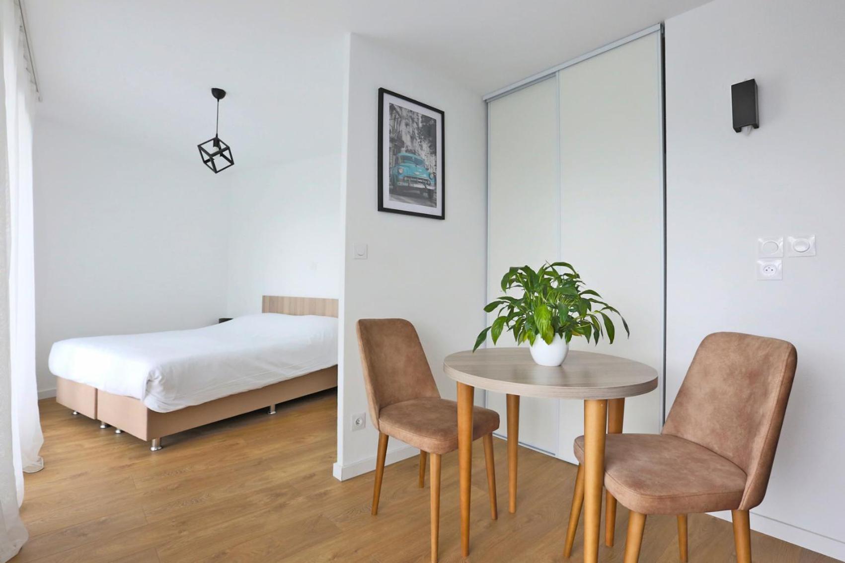 Kosy Appart'Hotels - La Maison Des Chercheurs วองโดวัวร์-เลส์-นองซี ภายนอก รูปภาพ