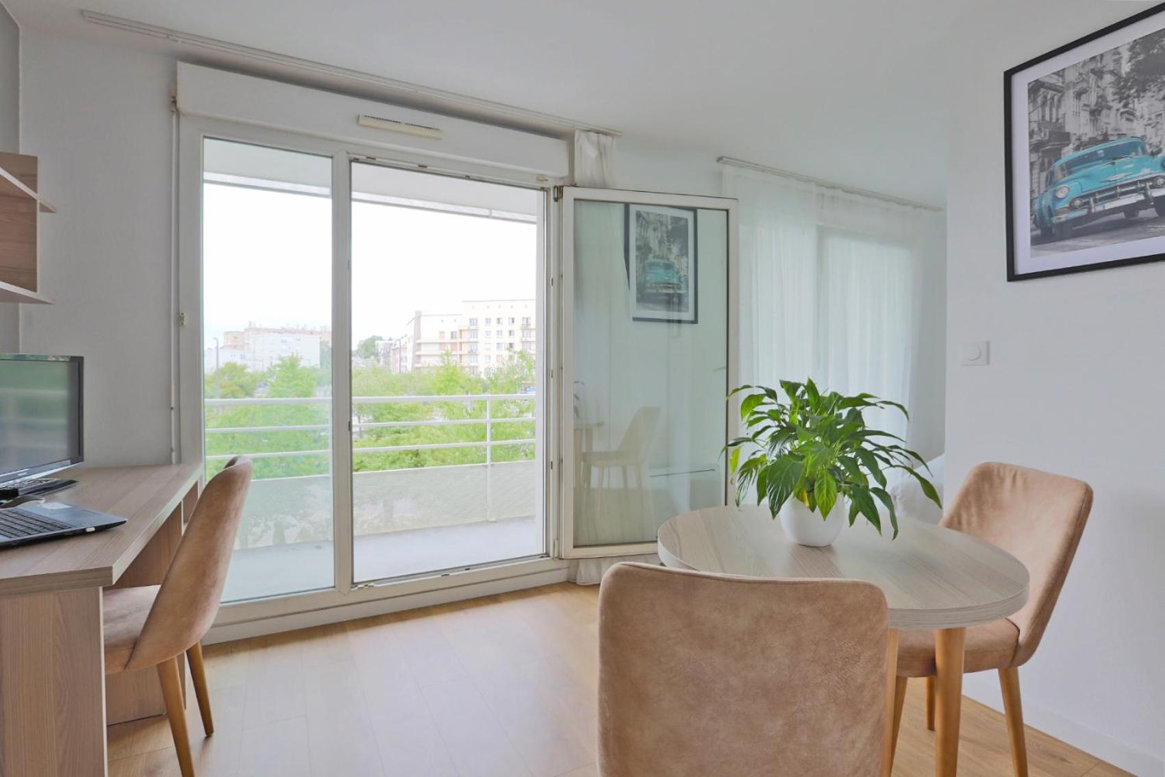 Kosy Appart'Hotels - La Maison Des Chercheurs วองโดวัวร์-เลส์-นองซี ภายนอก รูปภาพ
