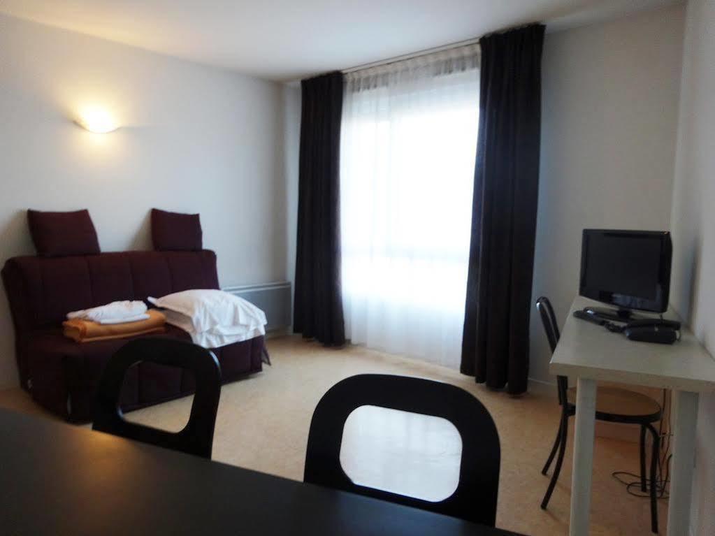 Kosy Appart'Hotels - La Maison Des Chercheurs วองโดวัวร์-เลส์-นองซี ภายนอก รูปภาพ
